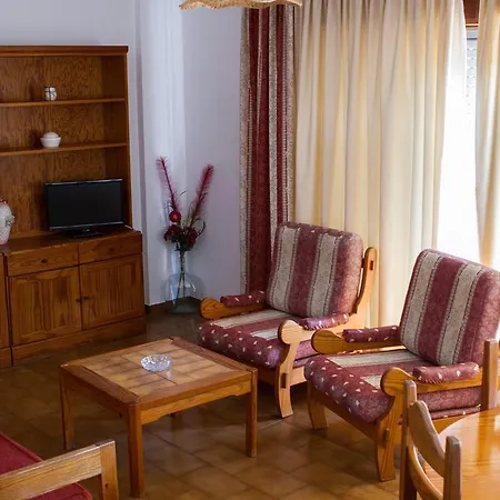 アパートホテル Columbia Turisticos