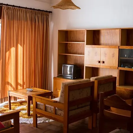 Columbia Turisticos Aparthotel 4*
